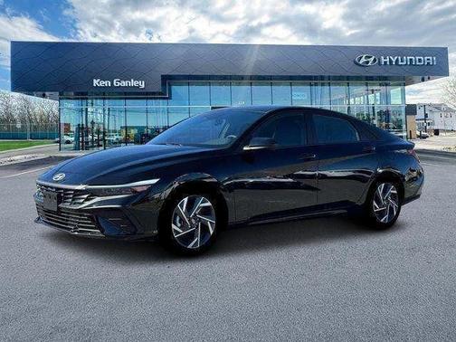 2025 Hyundai ELANTRA HEV SEL Sport