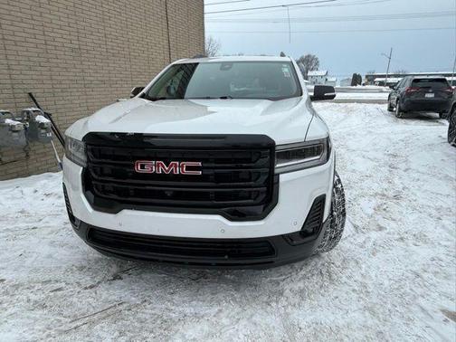2022 GMC Acadia SLT