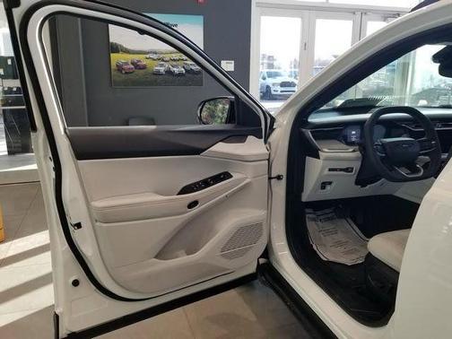 2026 Jeep Cherokee LAREDO/LIMITED