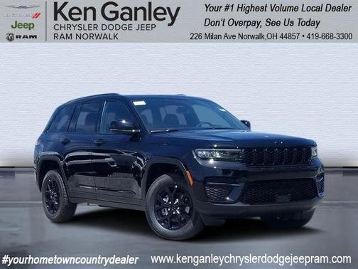 2025 Jeep Grand Cherokee Laredo
