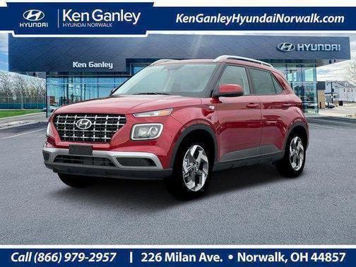 2025 Hyundai VENUE SEL