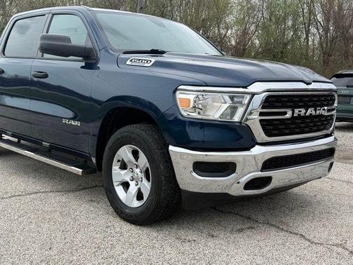 Patriot Blue Pearlcoat 2023 RAM 1500 Big Horn