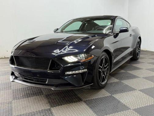 2021 Ford Mustang EcoBoost