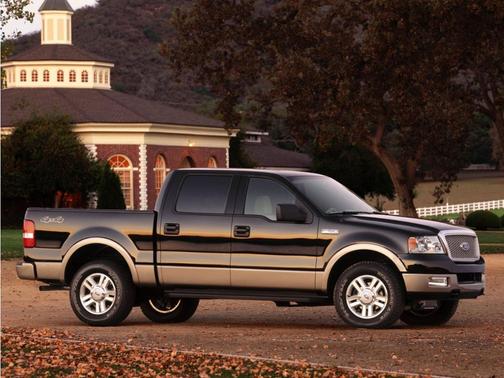 Red 2005 Ford F-150 SuperCab