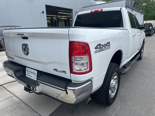 Bright White Clearcoat 2019 RAM 2500 Big Horn