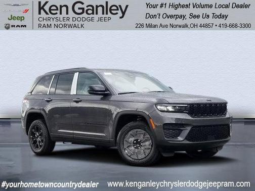 2025 Jeep Grand Cherokee Laredo