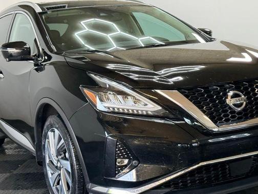 Black 2020 Nissan Murano SL