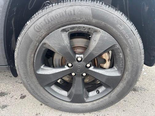 Gray 2021 Jeep Cherokee Latitude
