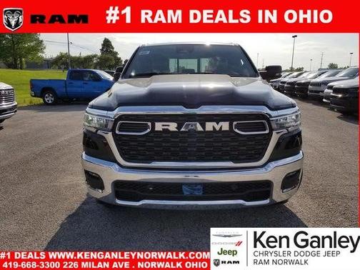 2025 RAM 1500 Big Horn/Lone Star