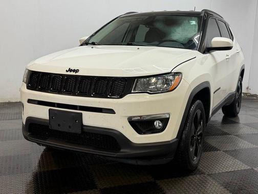 White Clearcoat 2018 Jeep Compass Altitude