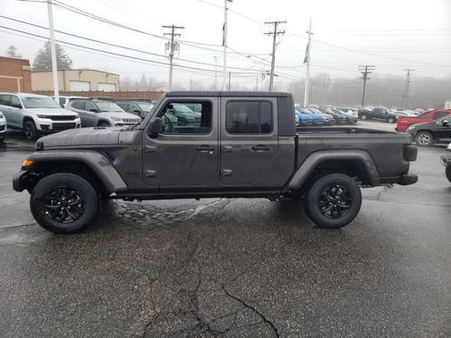 2023 Jeep Gladiator Sport
