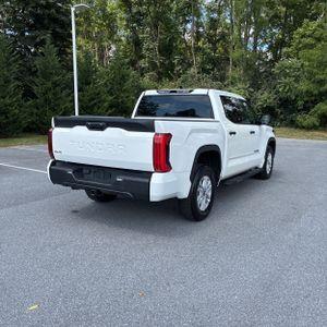 2022 Toyota Tundra SR5