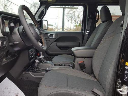 2024 Jeep Wrangler Sport