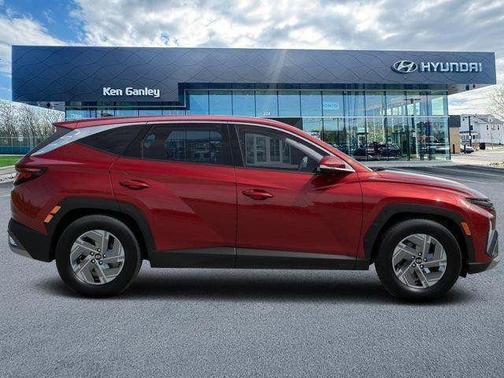 2026 Hyundai TUCSON Hybrid Blue SE