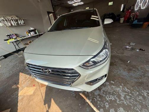 2020 Hyundai Accent SEL