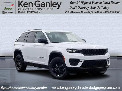 2025 Jeep Grand Cherokee Laredo