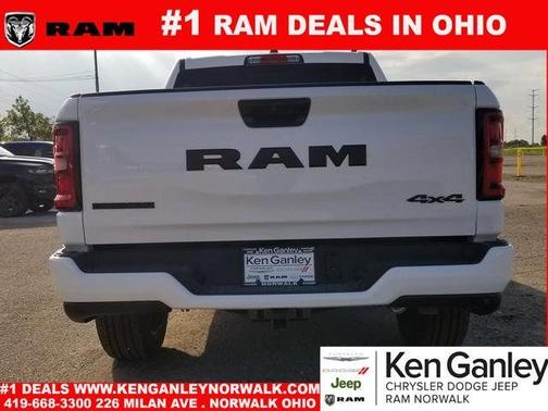 2025 RAM 1500 Big Horn/Lone Star