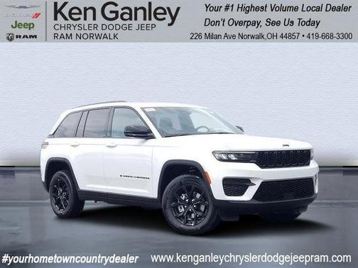2025 Jeep Grand Cherokee Laredo