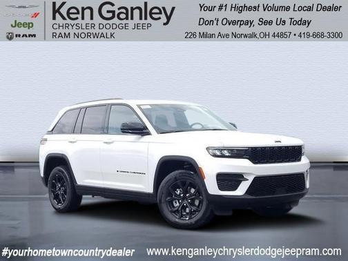 2025 Jeep Grand Cherokee Laredo
