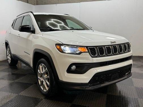 2024 Jeep Compass Latitude Lux