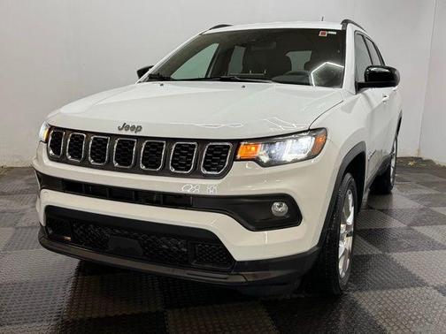 2024 Jeep Compass Latitude Lux