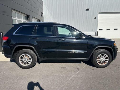 2019 Jeep Grand Cherokee Laredo E