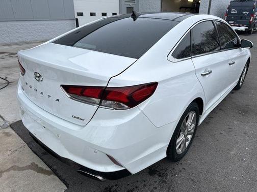2018 Hyundai SONATA Limited