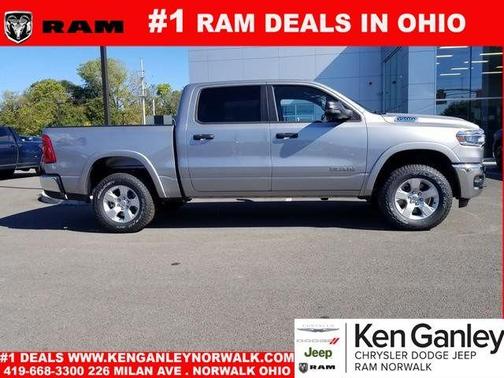 2025 RAM 1500 Big Horn/Lone Star