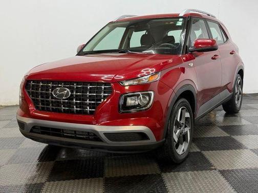 2024 Hyundai VENUE SEL