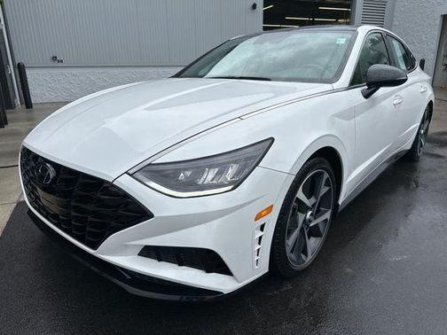 2022 Hyundai SONATA SEL Plus
