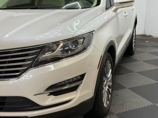 2015 Lincoln MKC Base