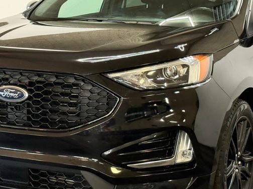 2021 Ford Edge ST Line