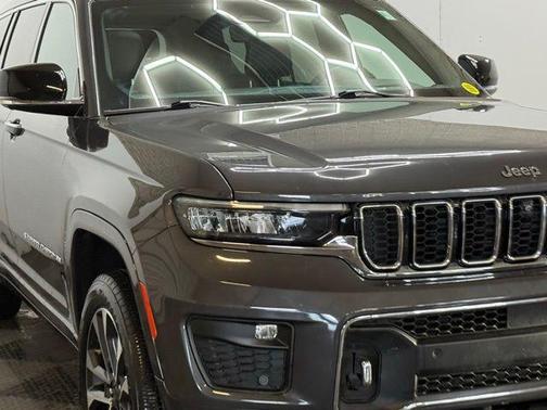 2022 Jeep Grand Cherokee L Overland