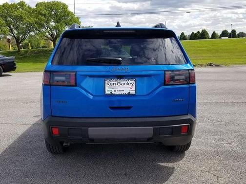 Hydro Blue Pearlcoat 2026 Jeep Cherokee LAREDO/LIMITED