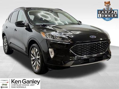 2022 Ford Escape Titanium