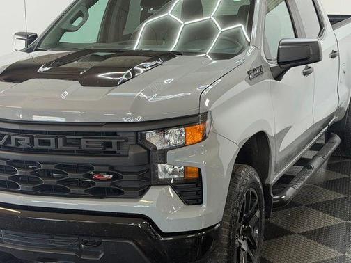 Slate Gray Metallic 2025 Chevrolet Silverado 1500 Custom Trail Boss