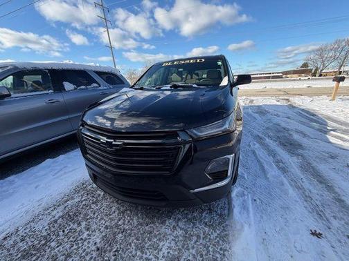 2022 Chevrolet Traverse LS