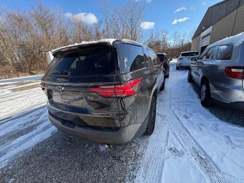 2022 Chevrolet Traverse LS