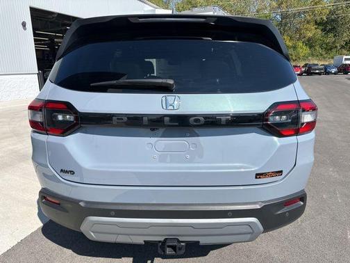 2023 Honda Pilot TrailSport