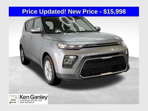 Steel Gray 2022 Kia Soul LX