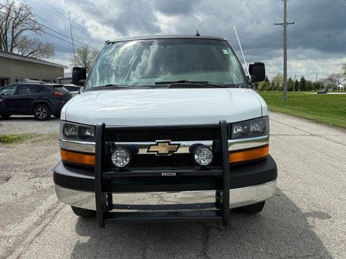 2016 Chevrolet Express 3500 LT