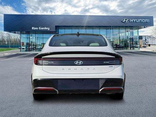 2026 Hyundai SONATA Hybrid SEL