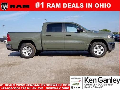 2025 RAM 1500 Big Horn/Lone Star