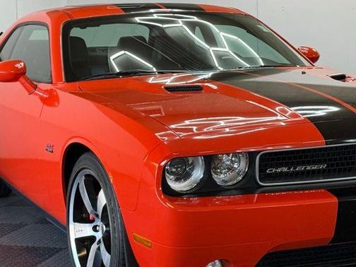 2013 Dodge Challenger SRT8