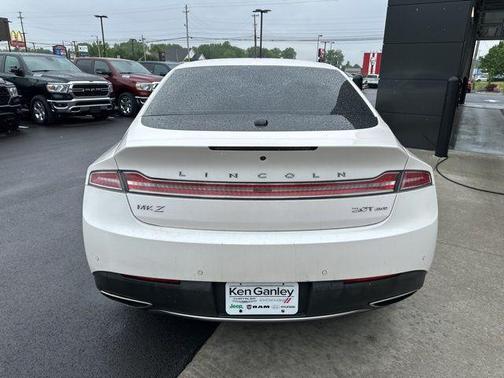 2017 Lincoln MKZ Premiere