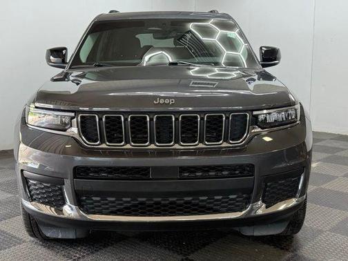 2021 Jeep Grand Cherokee L Laredo