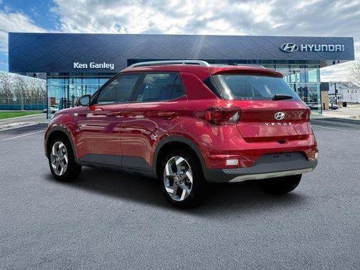 2025 Hyundai VENUE Limited