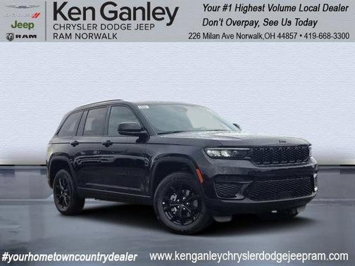 2025 Jeep Grand Cherokee Laredo