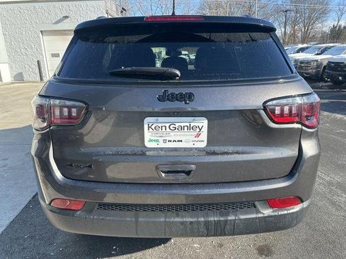 2023 Jeep Compass Altitude