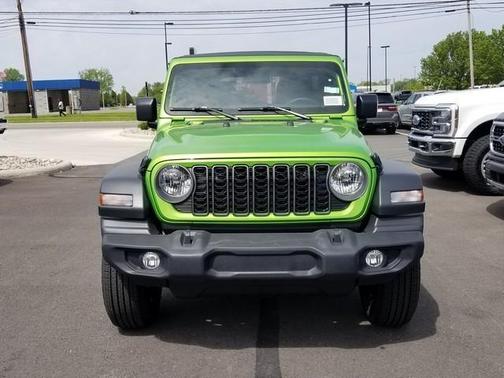 2025 Jeep Wrangler Sport